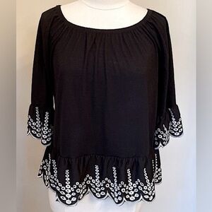 Fever Floral Embroidered Black White Elbow Sleeves Casual Top Size Small